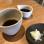 Minakawa - 蕎麦つゆ&薬味(大盛は蕎麦つゆ増し)