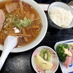 中華そば志のぶ支店 - 中華そば定食
