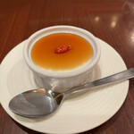 ジョーズ シャンハイ ニューヨーク  - 濃厚!!パンナコッタ仕立ての杏仁豆腐