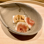 温石 - 落花生豆腐　無花果