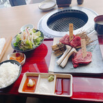 Ozaki Gyuu Yakiniku Ginza Himuka - 