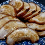 かずさ和牛工房 - タレをかけてレンジで温めた煮豚チャーシュー