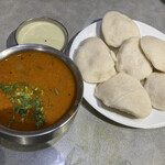 スリマンガラム - サンバル＆イドゥリ