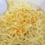 鳥良商店 - 持参したキャロライナリーバを加える