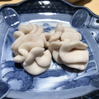 鮨処 やまと - 鱈の白子　ビジュアルもいい　煎り酒が和の奥深さを醸し出します