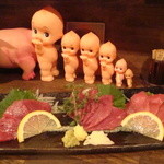 馬鹿メー（馬・鹿・ヤギ肉の刺身）