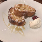 cafe Stay Happy - French toast with whip cream and raspberry?・ホイップクリームとラズベリー付きフレンチトースト