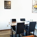 おしゃらぐキッチン - テーブル席