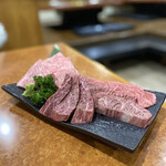 Sumibiyakiniku Ushi Waka - 