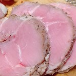 Otis Ham & Salami - スネ肉のハム