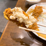 巣鴨ときわ食堂 - 【2021年12月】カキフライ＠1,050円、タルタル＠80円、タルタルたっぷり付けてからの辛子＋ソース(^o^)丿