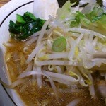 らぁ麺　あんど - 野菜の茹で加減も絶妙！