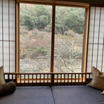 星のや京都 - 窓か広い