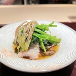 料理屋 稲家 - ツキノワグマと根せり