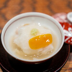 肉割烹 上 - 蕪蒸し 白甘鯛　 百合根　 カラスミ