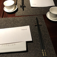 中国飯店 富麗華 - セットにも品格漂います