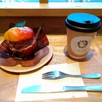 あら、りんご。 - あおもりんごさんと焼きりんごほうじ茶