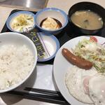 Matsuya - ソーセージエッグＷ定食（480円）