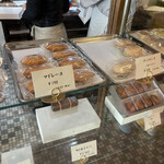 村上開新堂 - 店頭の様子