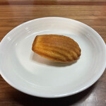 村上開新堂 - マドレーヌ 190円