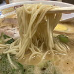 秀ちゃんラーメン - 麺リフト