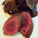 ベル･エポック - フランス産のウサギの背肉ポワレともも肉のエフィロシェ　5年ぶりに入荷！