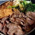 かずさ和牛工房 - Ａ５・リブロース670ｇのすき焼きです。