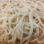 豚骨屋 - 麺は細麺