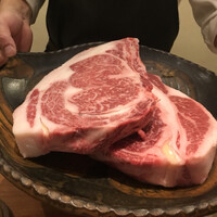 アラルデ - このお肉を焼いていきますよ♪