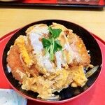 Sagami - かつ丼・単品。1060円