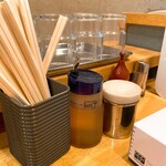 Tsukemen Ramen Kamon - 卓上