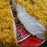 とんかつ檍 - 比較３　　　特上ロースレア感「檍のとんかついっぺこっぺ」レア無し