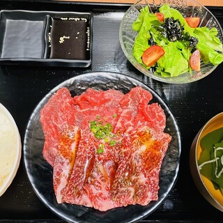 Luxurious and greedy lunch menu! We offer A5 Wagyu beef at a high cost performance◎