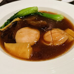 中国料理 四川 - 蒸し鮑と筍の醤油煮込み