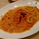 カプリチョーザ トマト＆ガーリック - 2辛トマトとニンニク