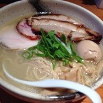 臥龍 - 肉麺  1200円