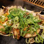 やきやき鉄板 ぼんくら家 - カキエリンギバター焼き 1078円