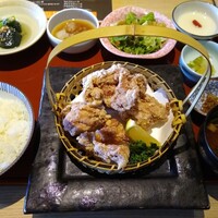 おもてなしとりよし 西新宿店 - 鶏唐揚おろしポン酢御膳　968円