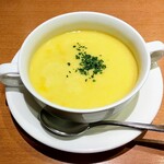 トレンタ - コーンスープ