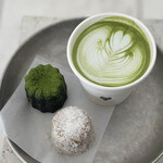 Walden Woods Kyoto - 『Matcha Cannele』
                        『Vegan Bliss Ball』
                        『抹茶ラテ』