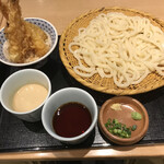 五代目 花山うどん 銀座店 - 