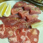 Sumibi Yakiniku Horumon Yokoduna Sanshirou - 