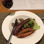 眞 - ②3種のソーセージ盛合せ