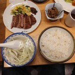 牛たん炭焼 利久 - 牛タン定食