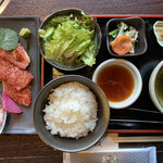 米沢牛焼肉 仔虎 - 焼肉ランチ @1,800円