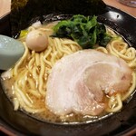 Ichikakuya - 醤油ラーメン 750円