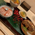 はらまさ - 八寸：河豚のから揚げ、蟹茶碗蒸し、生からすみの飯い蒸し、車エビとジュレ 生のからすみが柔らかくて塩辛過ぎずとても好み。茶碗蒸しにはトリュフがたっぷり。