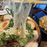 Nagahama Ramen - ストレート細麺、硬めオーダー