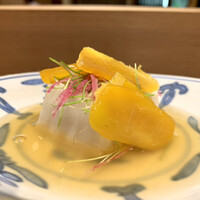 京味 もと井 - 鱈の白子豆腐、からすみ、紅芯大根と芽ネギ、ポン酢餡