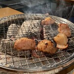 Sumibi Yakiniku Ishiyaki Bibimba Kacchan - トロテッチャン